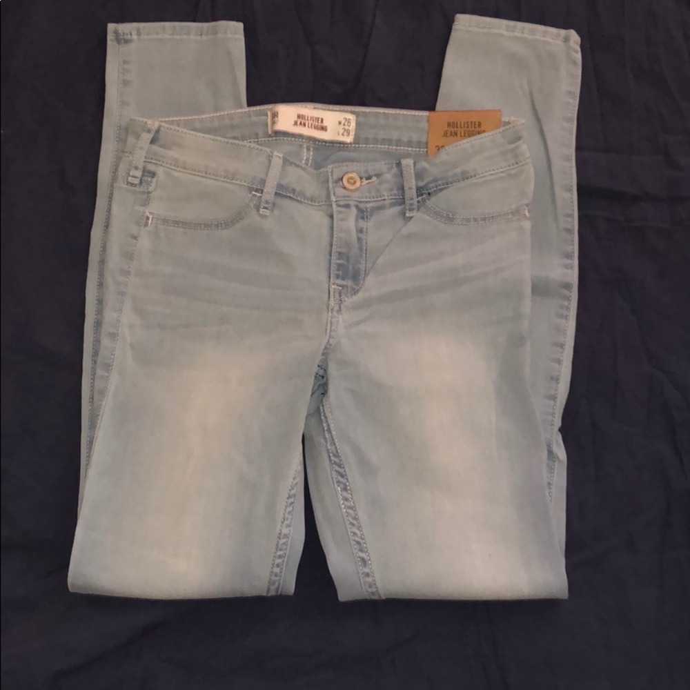 NEW Hollister Jeans